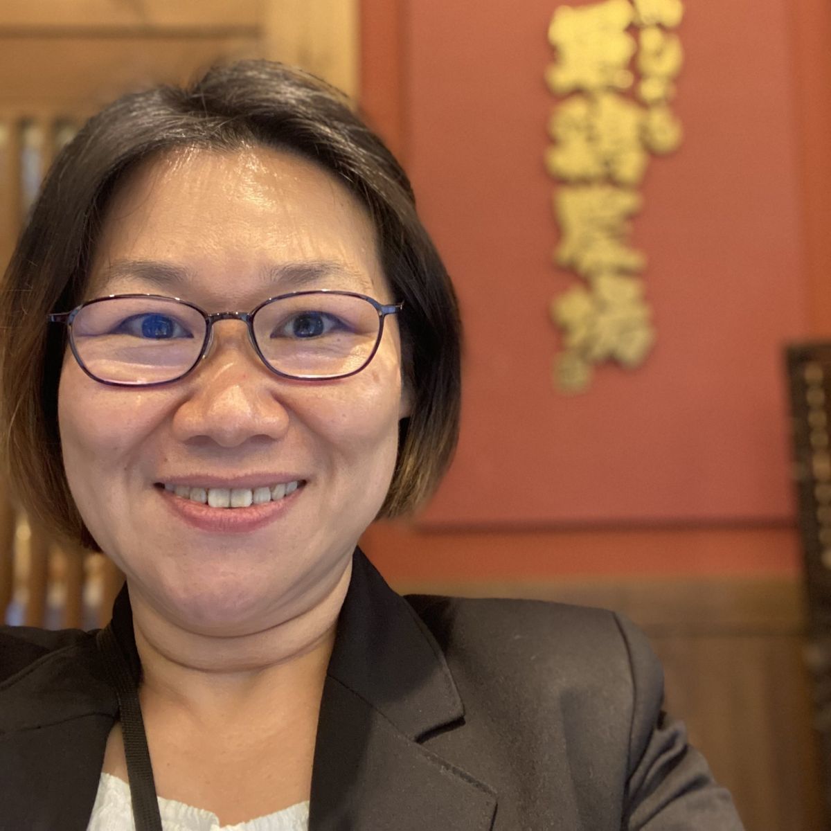 曾憲立副教授照片