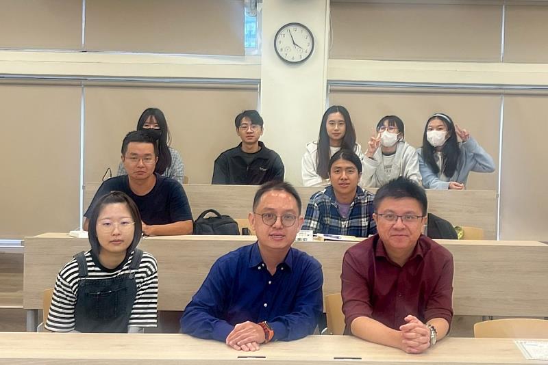 從題目到研究地圖 南大經管系助碩士生打造高品質論文路徑(114.10.23)