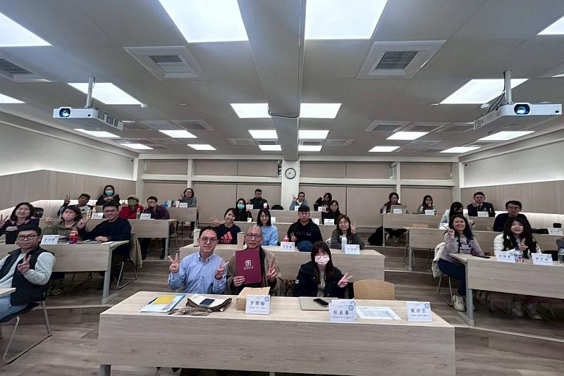 經營與管理學系【新產品開發】連結業界與課程 帶領學生從管理視角回應社會議題(115.03.10)